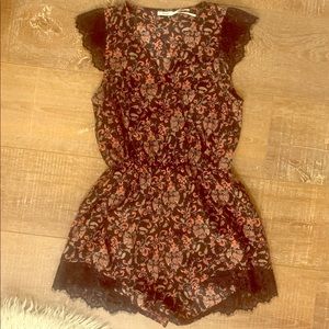 Urban outfitters multicolor floral romper XS